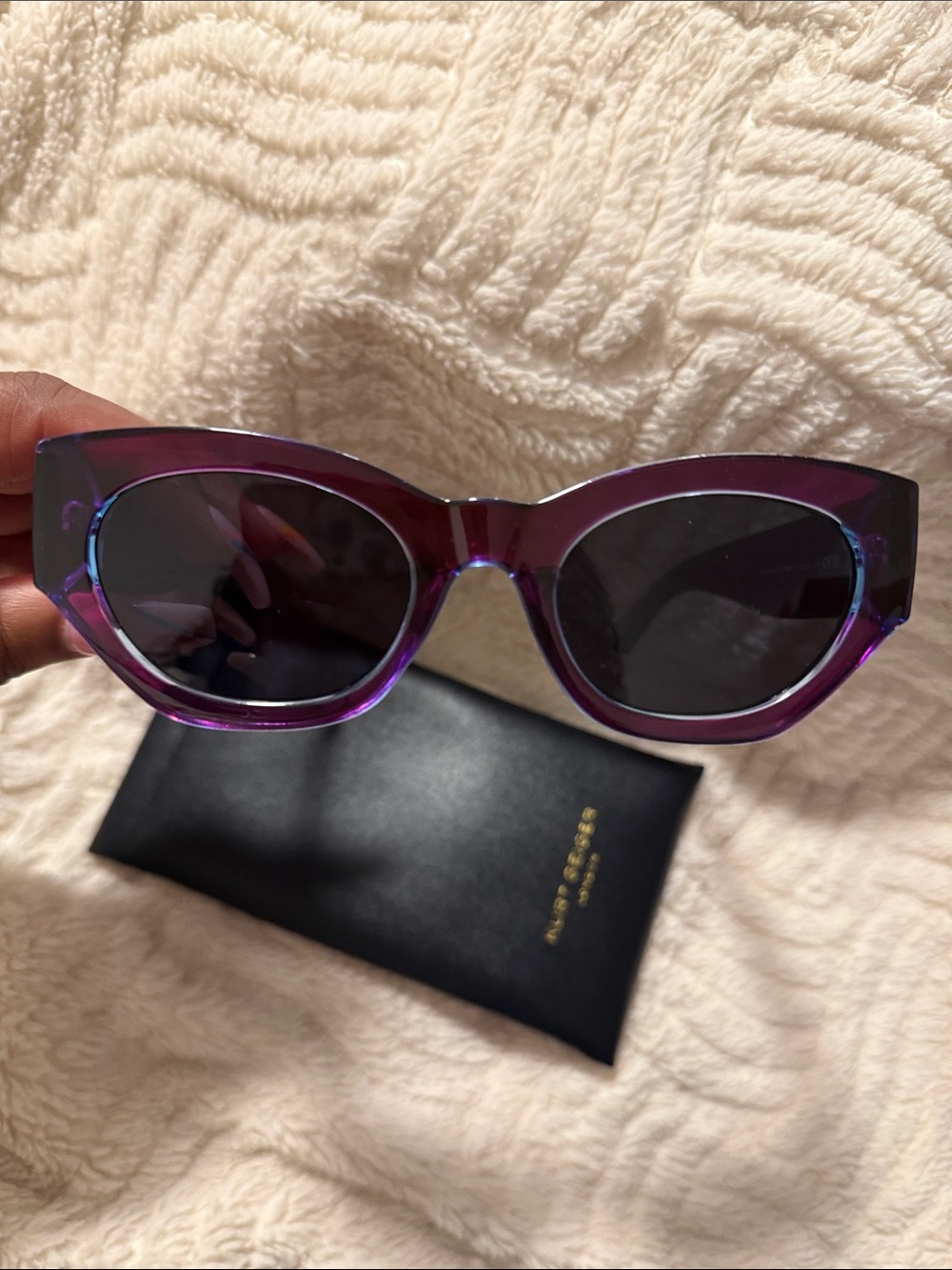 Kurt Geiger NIP Purple Cat-Eye Sunglasses - Picture 5 of 8